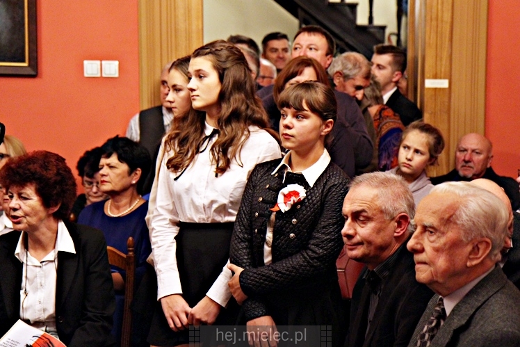 Śpiewanki Patriotyczne i wręczenie Pieczęci Zasług Obywatelskich