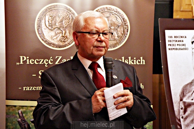 Śpiewanki Patriotyczne i wręczenie Pieczęci Zasług Obywatelskich