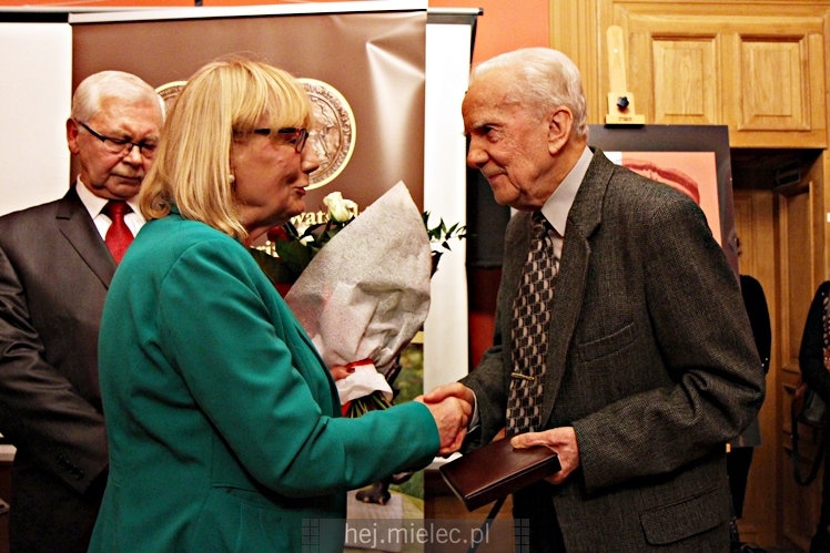 Śpiewanki Patriotyczne i wręczenie Pieczęci Zasług Obywatelskich