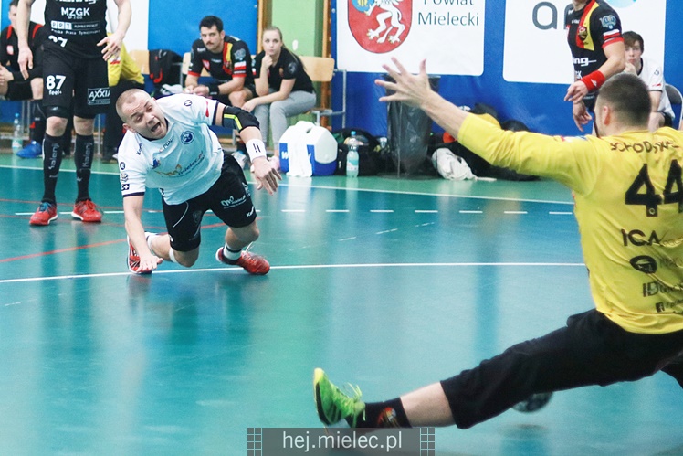 SPR Stal Mielec ? Piotrkowianin Piotrków Tryb. 28:29