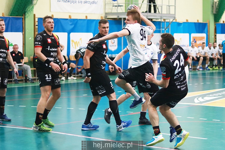 SPR Stal Mielec ? Piotrkowianin Piotrków Tryb. 28:29