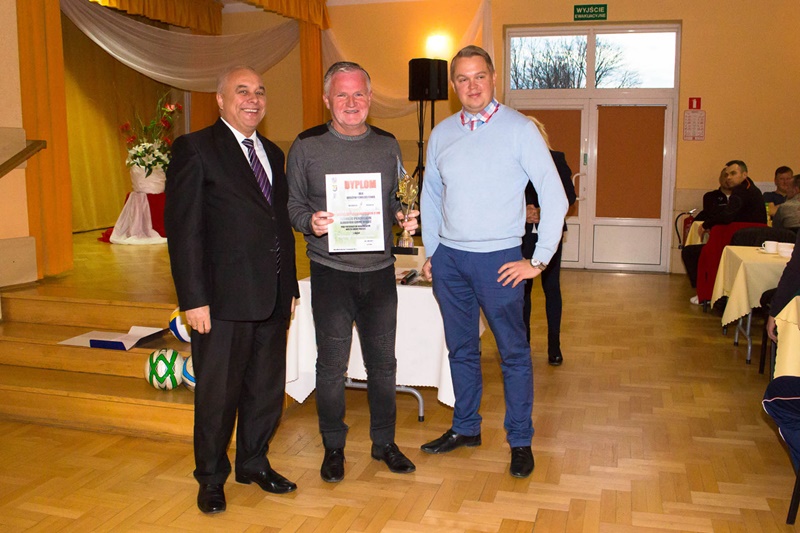 Biało-Czerwony Turniej Piłkarski Oldboyów Gminy Mielec