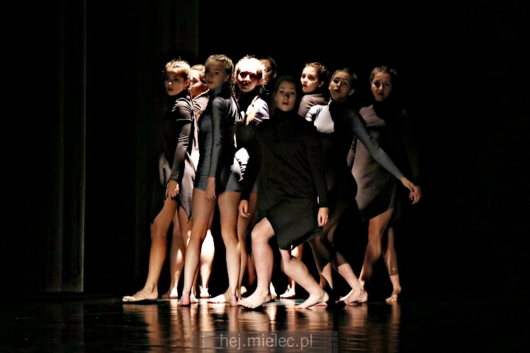 XI Festiwal Tańca Współczesnego: Kontrasty ? CZĘŚĆ I