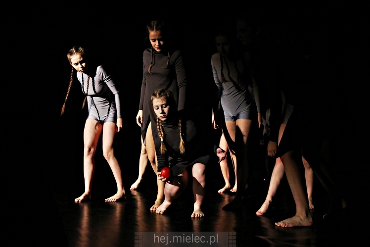 XI Festiwal Tańca Współczesnego: Kontrasty ? CZĘŚĆ I