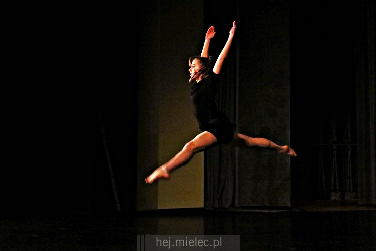 XI Festiwal Tańca Współczesnego: Kontrasty ? CZĘŚĆ I