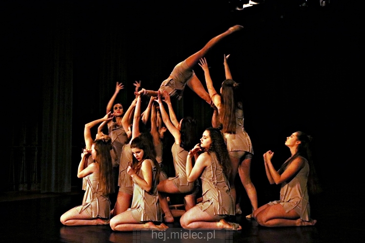 XI Festiwal Tańca Współczesnego: Kontrasty ? CZĘŚĆ II