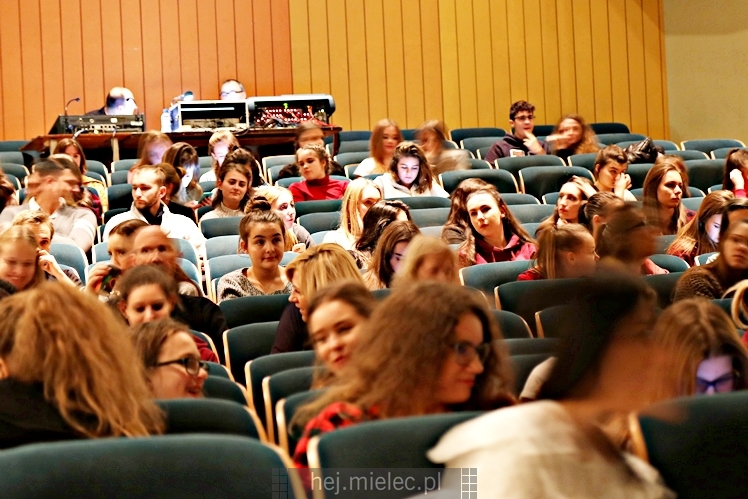 XI Festiwal Tańca Współczesnego: spektakle taneczne i finał