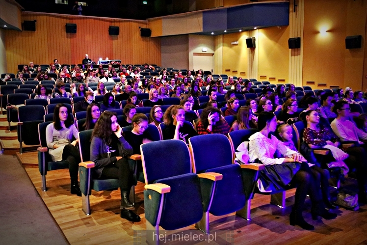 XI Festiwal Tańca Współczesnego: spektakle taneczne i finał