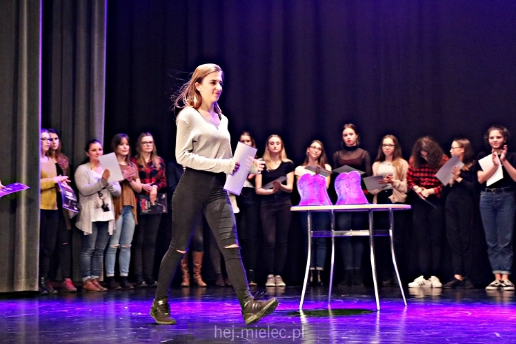 XI Festiwal Tańca Współczesnego: spektakle taneczne i finał