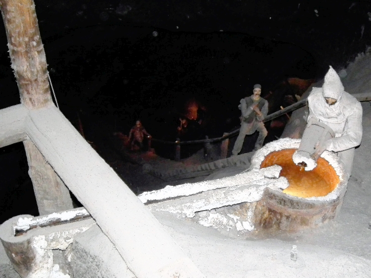 Mielczanie na wycieczce patriotyczno-obywatelskiej szlakiem bohaterów narodowych