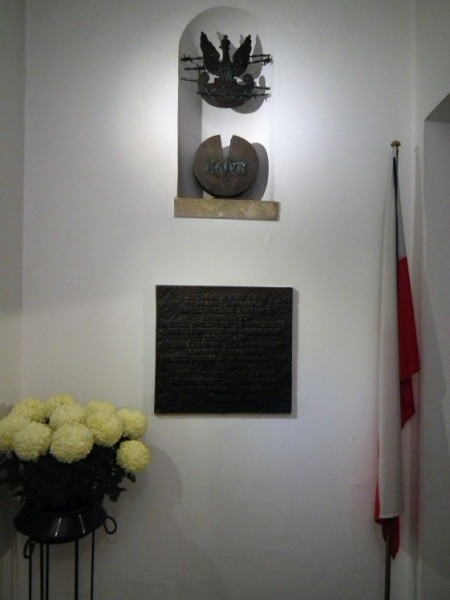 Mielczanie na wycieczce patriotyczno-obywatelskiej szlakiem bohaterów narodowych