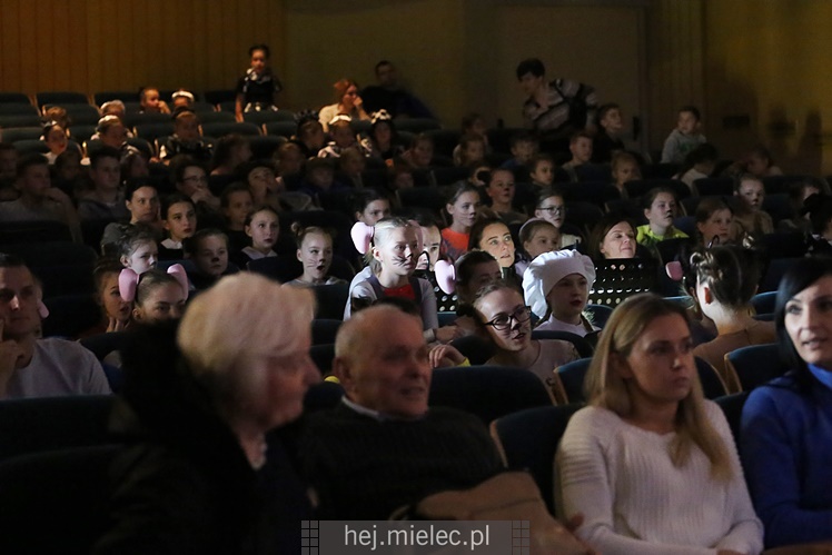 XVI Przegląd Zespołów Tanecznych PASIKONIK 2017