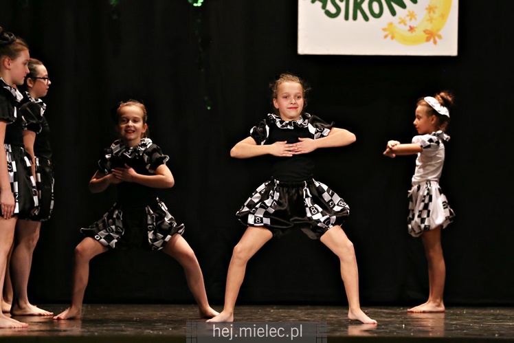 XVI Przegląd Zespołów Tanecznych PASIKONIK 2017