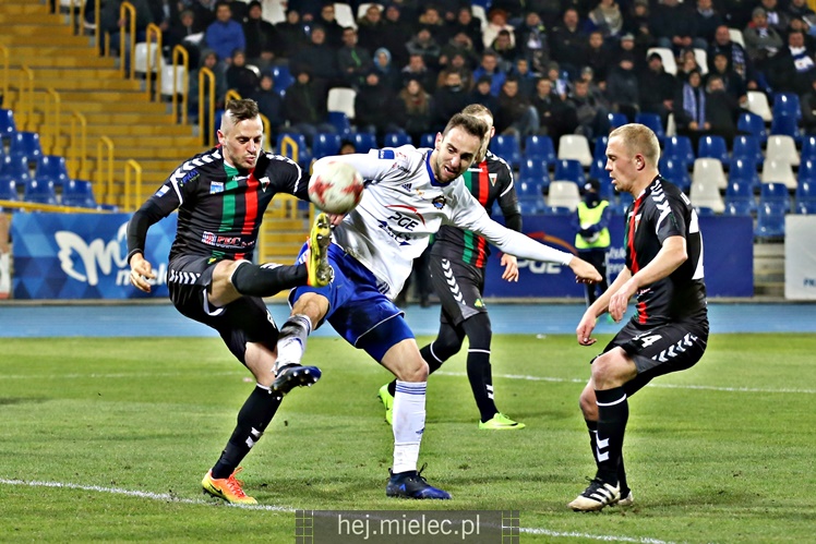Nice 1 liga:  FKS STAL MIELEC - GKS TYCHY
