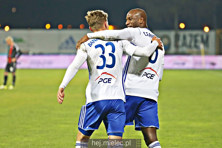 Nice 1 liga:  FKS STAL MIELEC - GKS TYCHY
