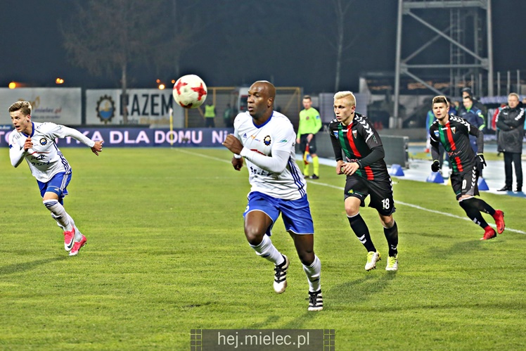 Nice 1 liga:  FKS STAL MIELEC - GKS TYCHY