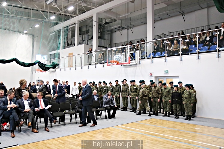 Nowa sala gimnastyczna otwarta na 50-lecie Technikum Elektrycznego