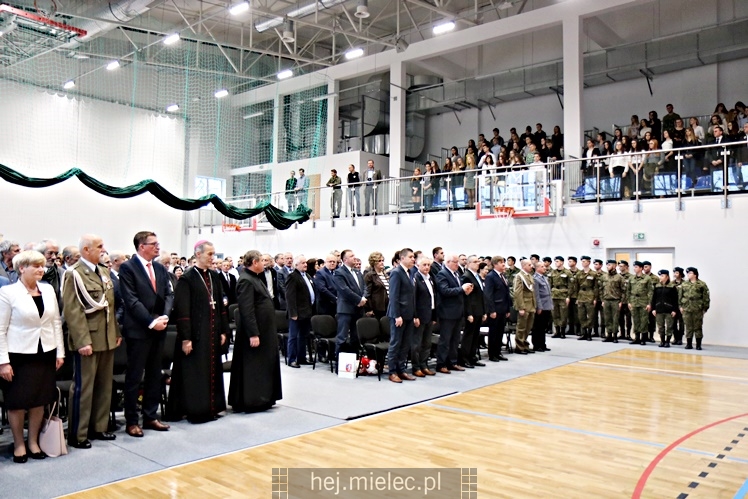 Nowa sala gimnastyczna otwarta na 50-lecie Technikum Elektrycznego