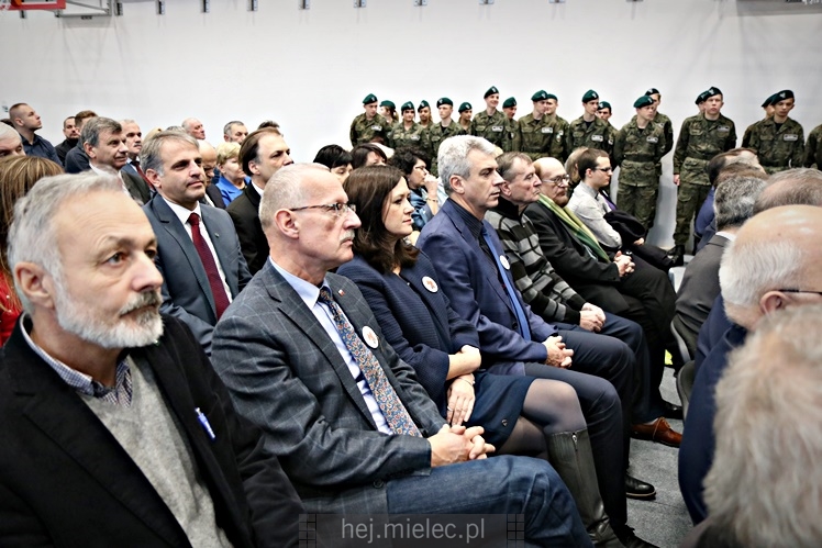 Nowa sala gimnastyczna otwarta na 50-lecie Technikum Elektrycznego