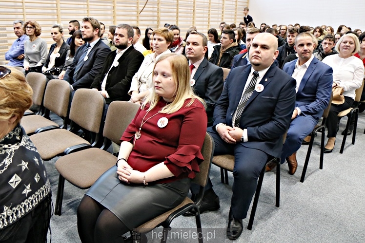 Nowa sala gimnastyczna otwarta na 50-lecie Technikum Elektrycznego