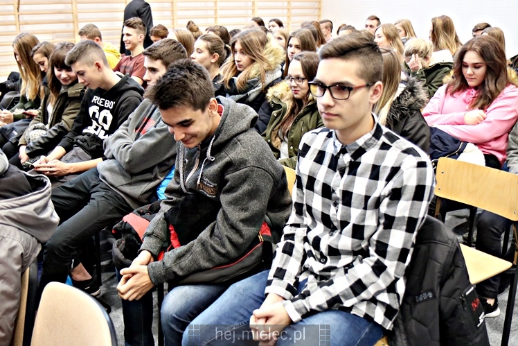 Nowa sala gimnastyczna otwarta na 50-lecie Technikum Elektrycznego