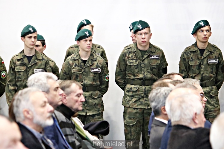 Nowa sala gimnastyczna otwarta na 50-lecie Technikum Elektrycznego