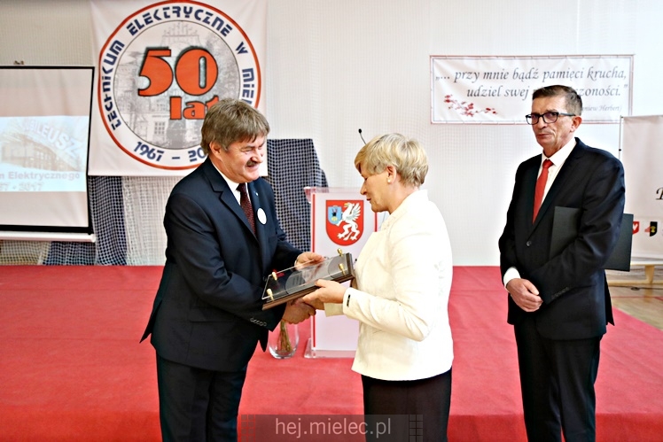 Nowa sala gimnastyczna otwarta na 50-lecie Technikum Elektrycznego