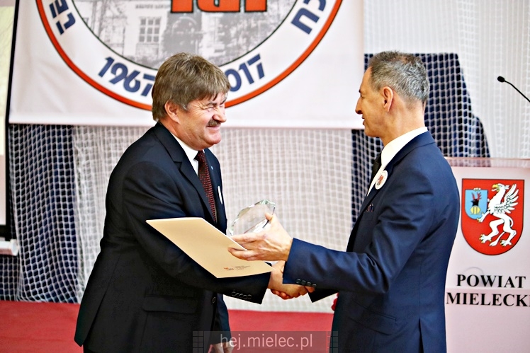 Nowa sala gimnastyczna otwarta na 50-lecie Technikum Elektrycznego