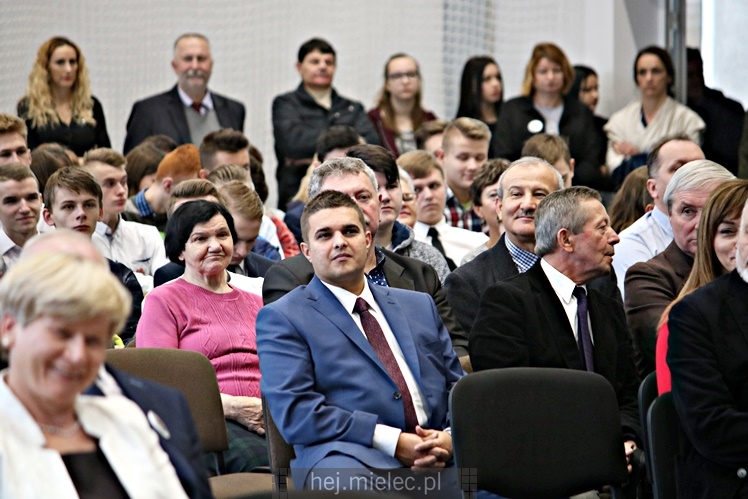 Nowa sala gimnastyczna otwarta na 50-lecie Technikum Elektrycznego