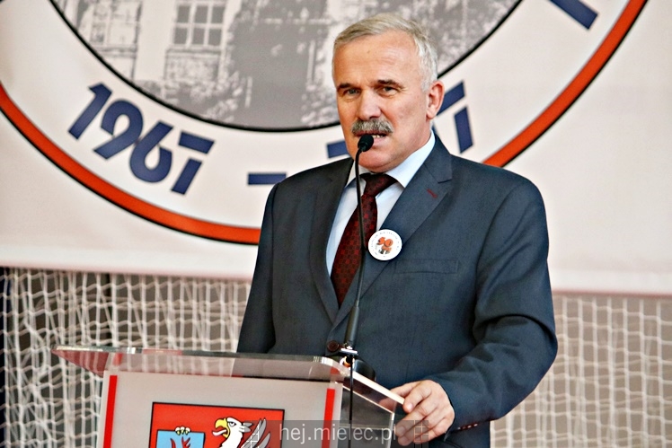 Nowa sala gimnastyczna otwarta na 50-lecie Technikum Elektrycznego