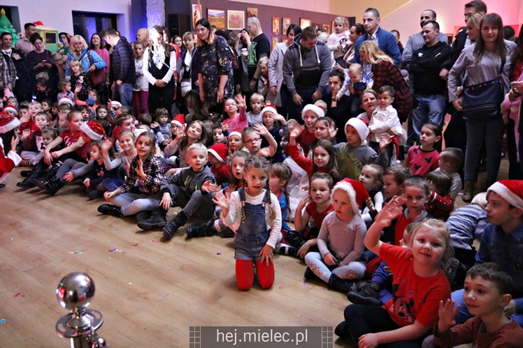 Miejskie spotkanie ze Świętym Mikołajem