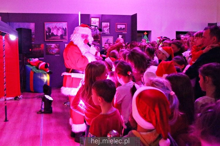 Miejskie spotkanie ze Świętym Mikołajem