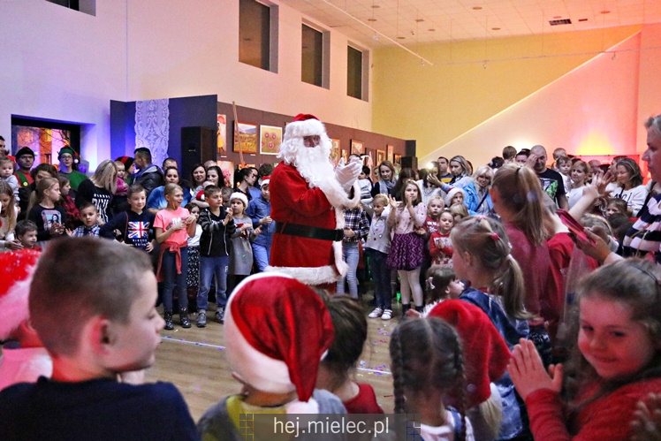 Miejskie spotkanie ze Świętym Mikołajem