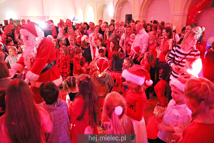 Miejskie spotkanie ze Świętym Mikołajem