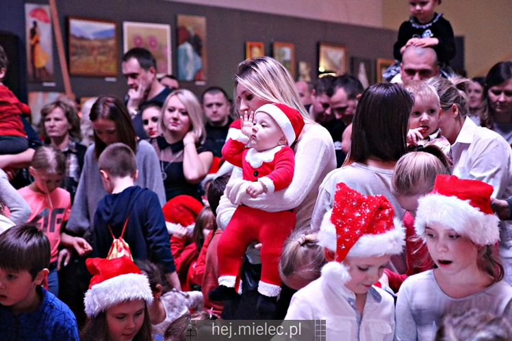 Miejskie spotkanie ze Świętym Mikołajem