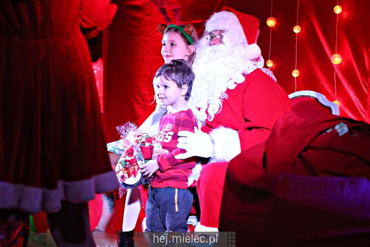 Miejskie spotkanie ze Świętym Mikołajem