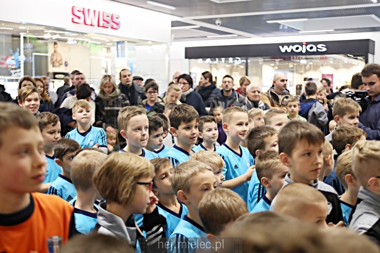 Biało-Niebieskie Mikołajki z PGE