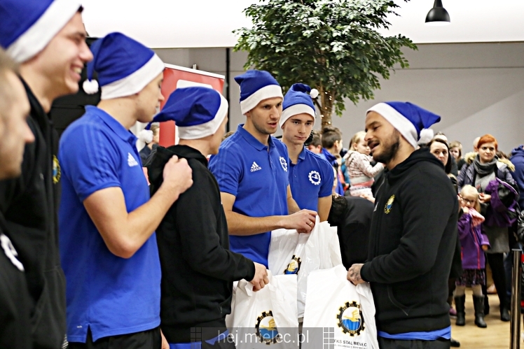 Biało-Niebieskie Mikołajki z PGE