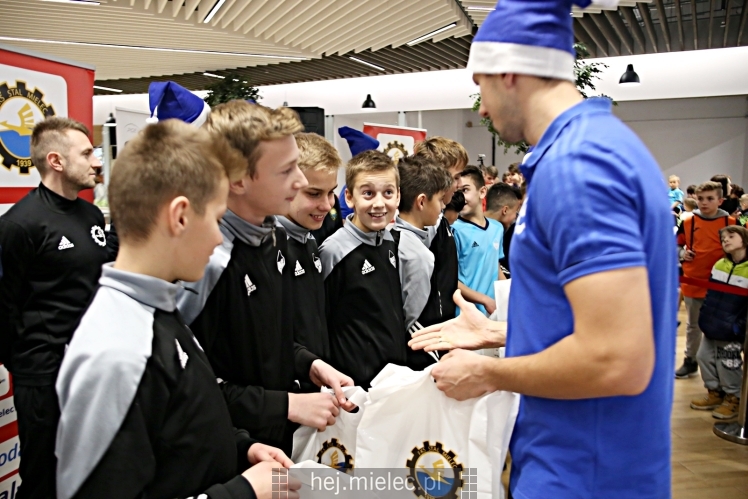 Biało-Niebieskie Mikołajki z PGE