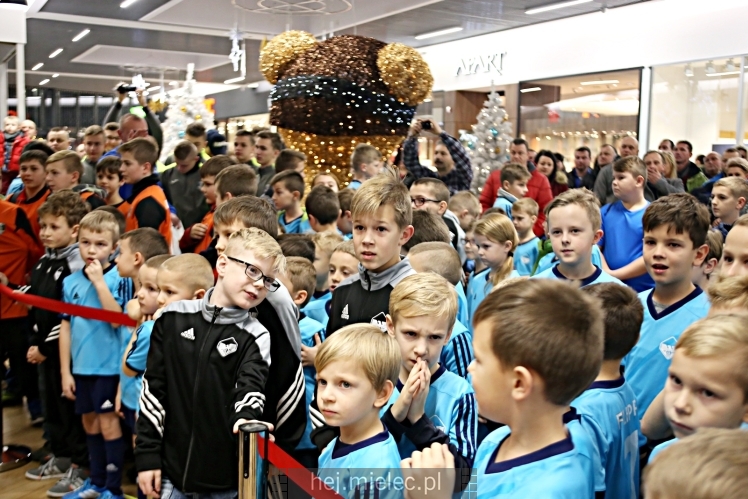 Biało-Niebieskie Mikołajki z PGE