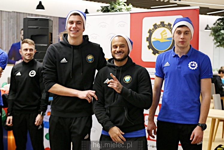 Biało-Niebieskie Mikołajki z PGE