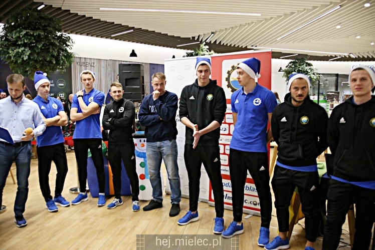 Biało-Niebieskie Mikołajki z PGE