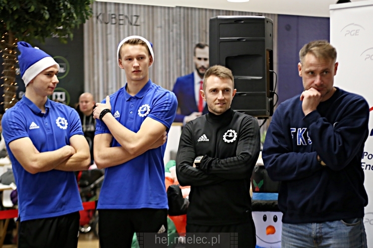 Biało-Niebieskie Mikołajki z PGE