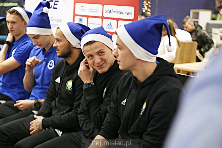 Biało-Niebieskie Mikołajki z PGE