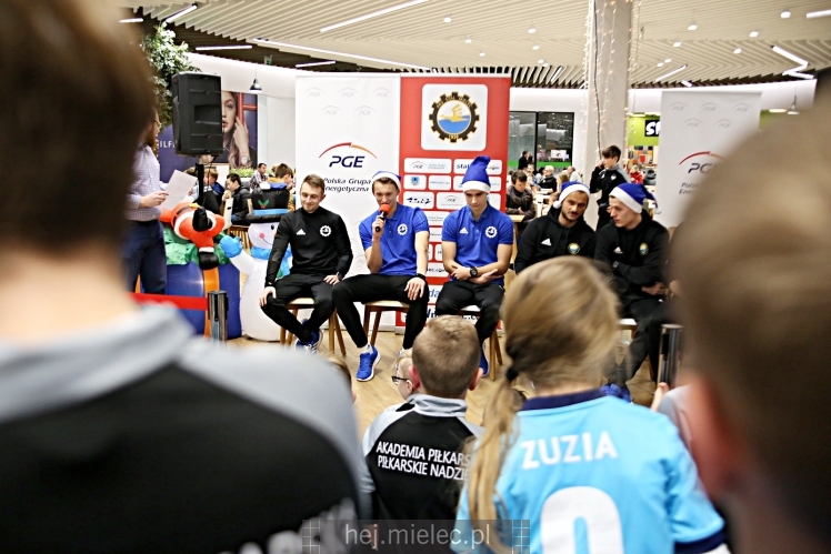 Biało-Niebieskie Mikołajki z PGE