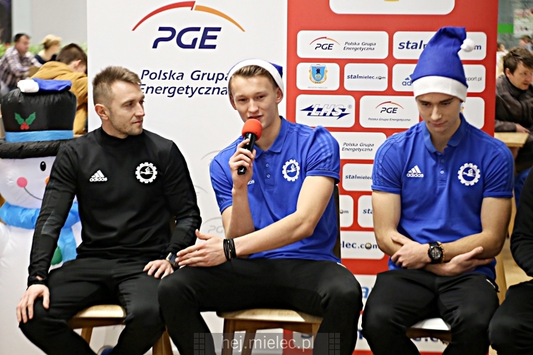 Biało-Niebieskie Mikołajki z PGE