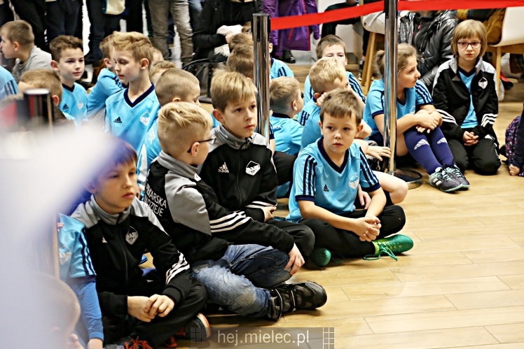 Biało-Niebieskie Mikołajki z PGE