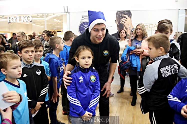 Biało-Niebieskie Mikołajki z PGE