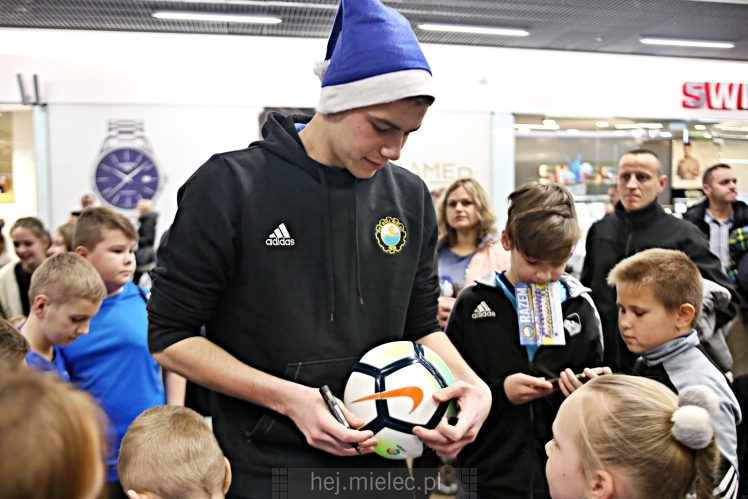 Biało-Niebieskie Mikołajki z PGE