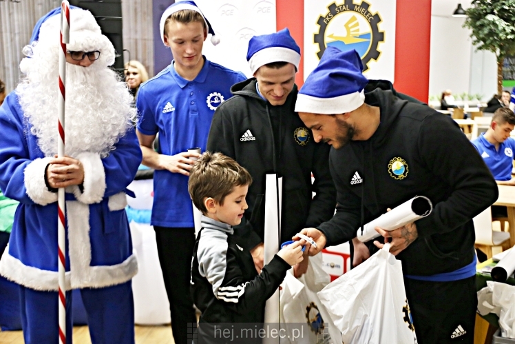 Biało-Niebieskie Mikołajki z PGE